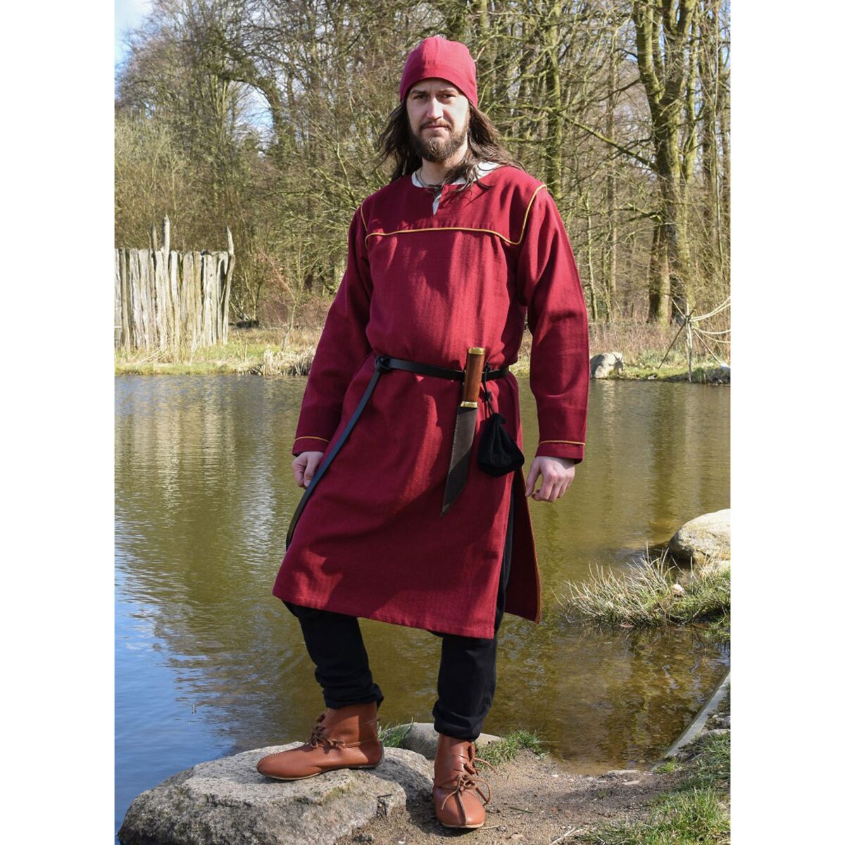 Vikingetunika Ove med sildebensmønster, vinrød S